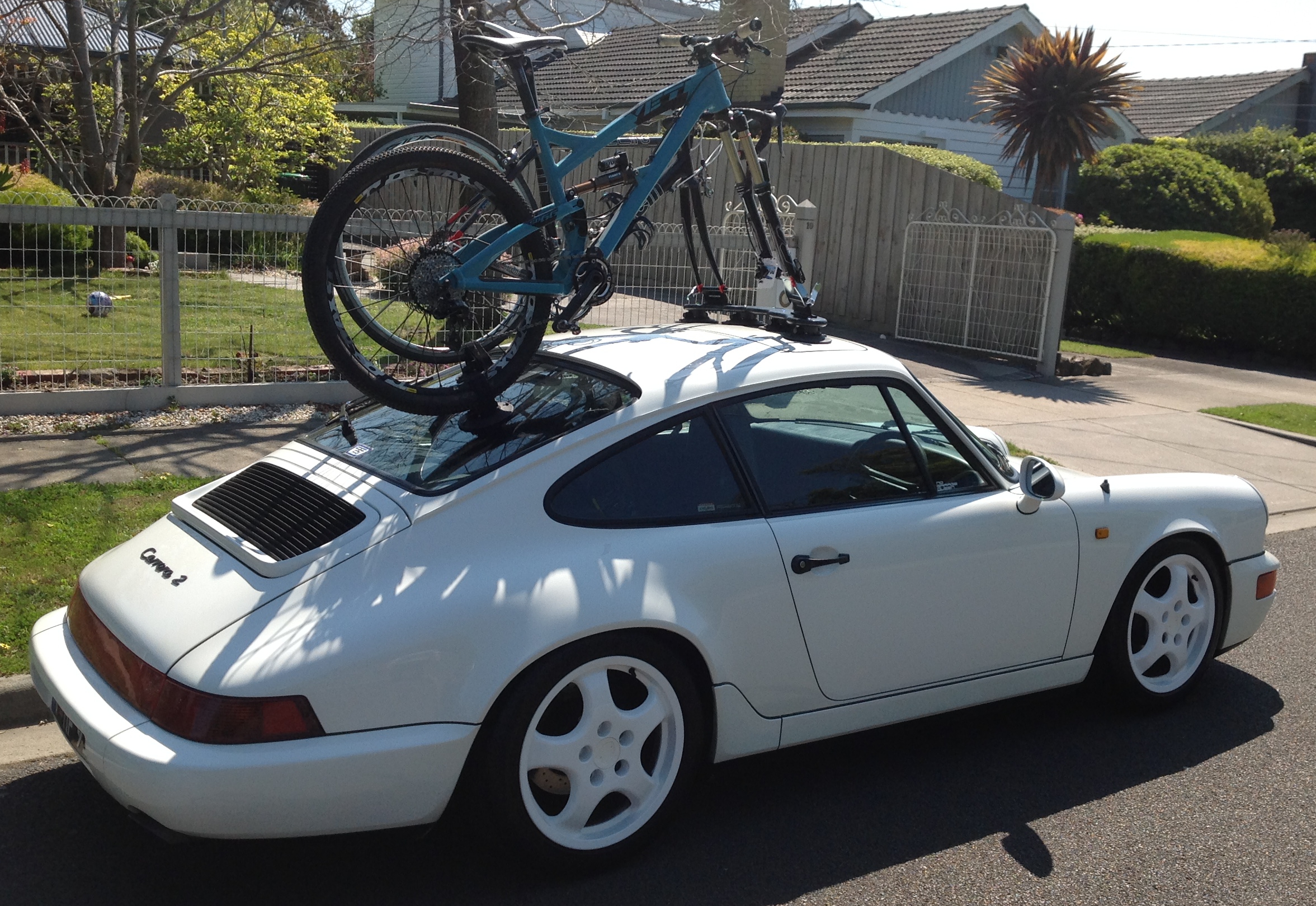 Porsche 911 with online bike rack